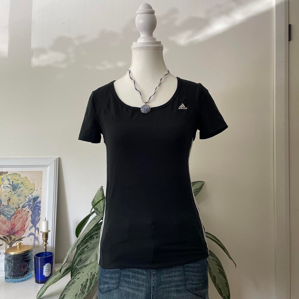 Vintage Y2K Adidas Black t shirt womens sz xs athletic running